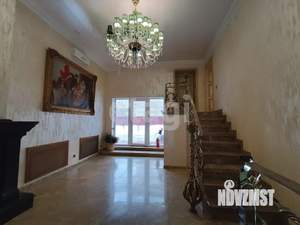 Дом 340м², 2-этажный, участок 15 сот.  