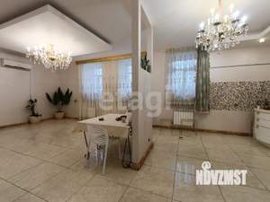 Дом 340м², 2-этажный, участок 15 сот.  