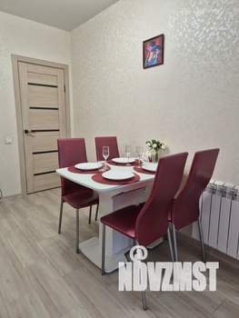 1-к квартира, посуточно, 38м2, 8/8 этаж