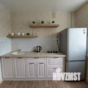 1-к квартира, посуточно, 33м2, 4/5 этаж