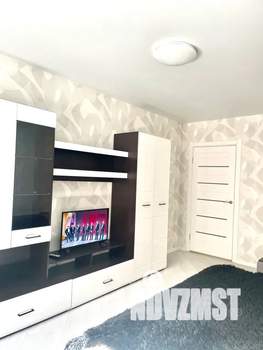1-к квартира, посуточно, 45м2, 4/9 этаж