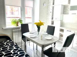 1-к квартира, посуточно, 45м2, 4/9 этаж