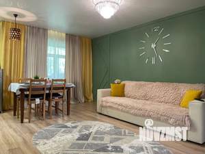 Студия квартира, посуточно, 43м2, 5/5 этаж