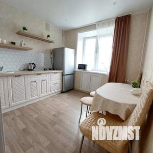 1-к квартира, посуточно, 33м2, 4/5 этаж