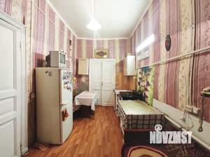 2-к квартира, вторичка, 82м2, 2/2 этаж