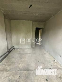 2-к квартира, вторичка, 57м2, 1/4 этаж