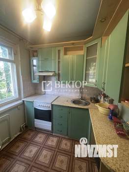 2-к квартира, вторичка, 40м2, 1/5 этаж