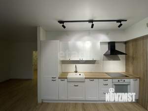 2-к квартира, вторичка, 81м2, 2/4 этаж