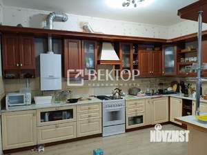 5-к квартира, вторичка, 280м2, 1/3 этаж