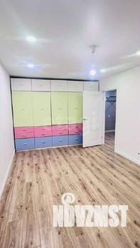 3-к квартира, вторичка, 65м2, 1/10 этаж