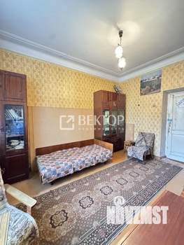 3-к квартира, вторичка, 63м2, 1/4 этаж