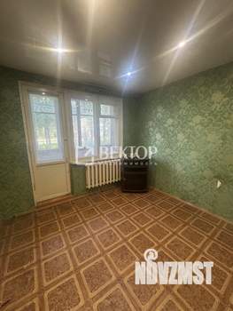 2-к квартира, вторичка, 40м2, 1/5 этаж