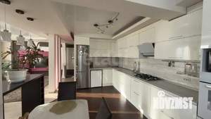 4-к квартира, вторичка, 91м2, 2/4 этаж