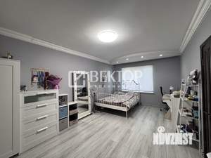 3-к квартира, вторичка, 84м2, 2/4 этаж