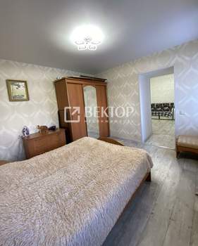 2-к квартира, вторичка, 37м2, 1/2 этаж