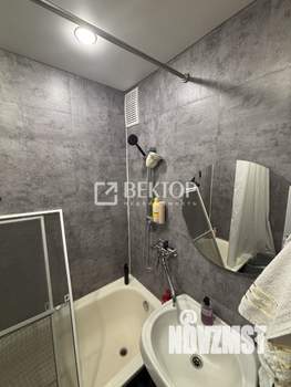 3-к квартира, вторичка, 68м2, 8/10 этаж
