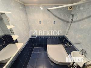 2-к квартира, вторичка, 50м2, 9/9 этаж