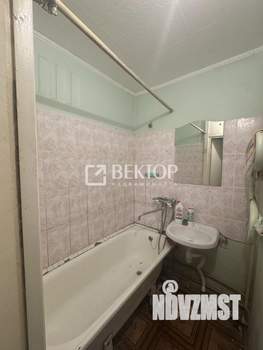 2-к квартира, вторичка, 40м2, 1/5 этаж