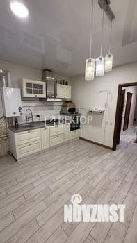 2-к квартира, вторичка, 63м2, 1/3 этаж