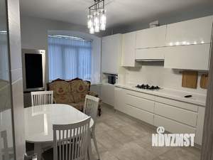 2-к квартира, вторичка, 94м2, 3/5 этаж